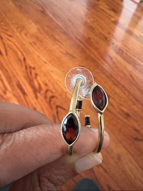 Source Unknown Gold Tone Earrings with Deep Red Garnet Stones